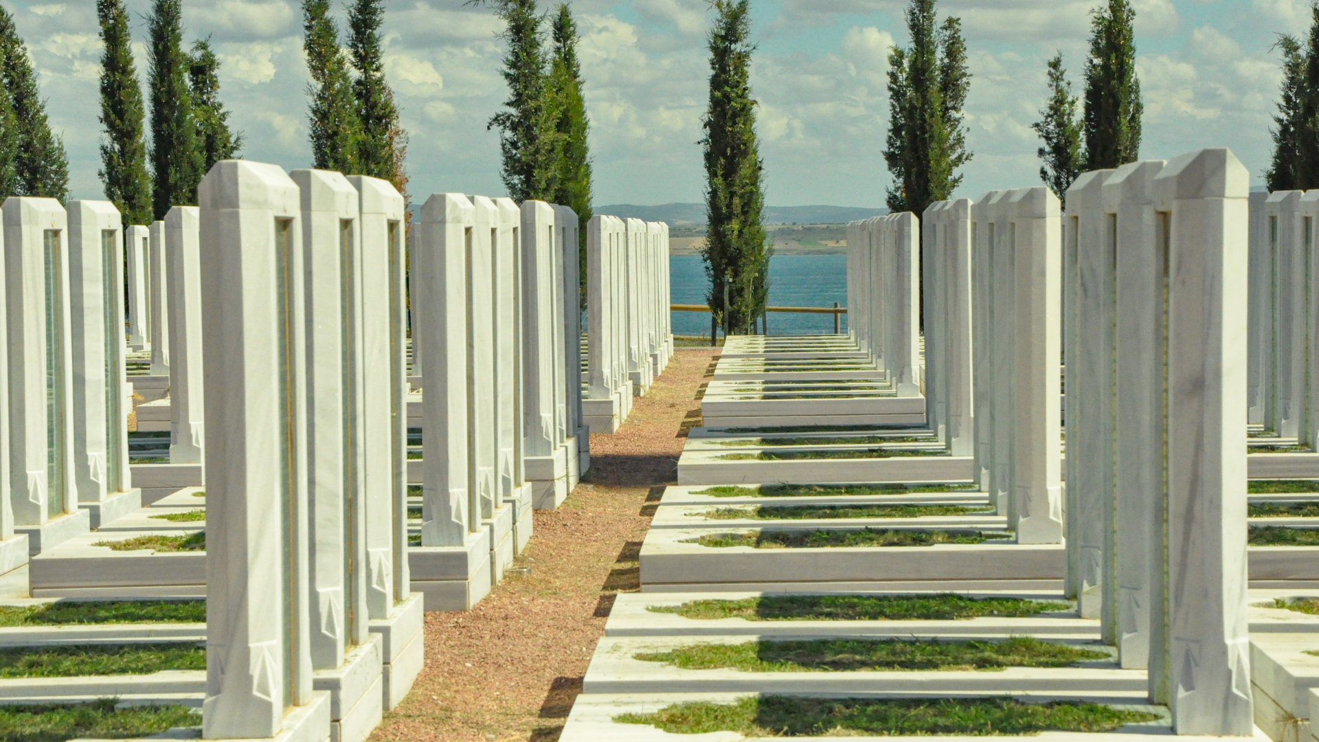 Guided tour of ANZAC Cove, reflecting on WWI battles at Gallipoli.