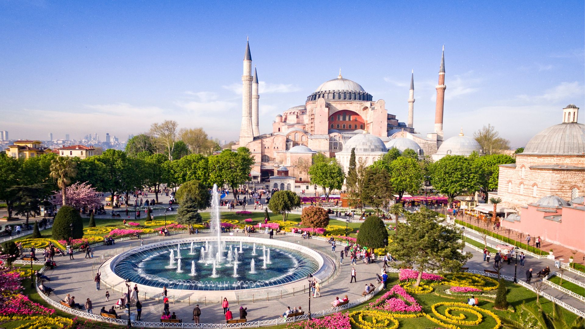 Sultanahmet Square, Hagia Sophia and Hippodrome walk during an Istanbul shore excursion